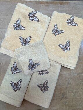 MARTEX Vintage Embroidered Butterfly Towels Lot of 5 MCM Vintage Retro